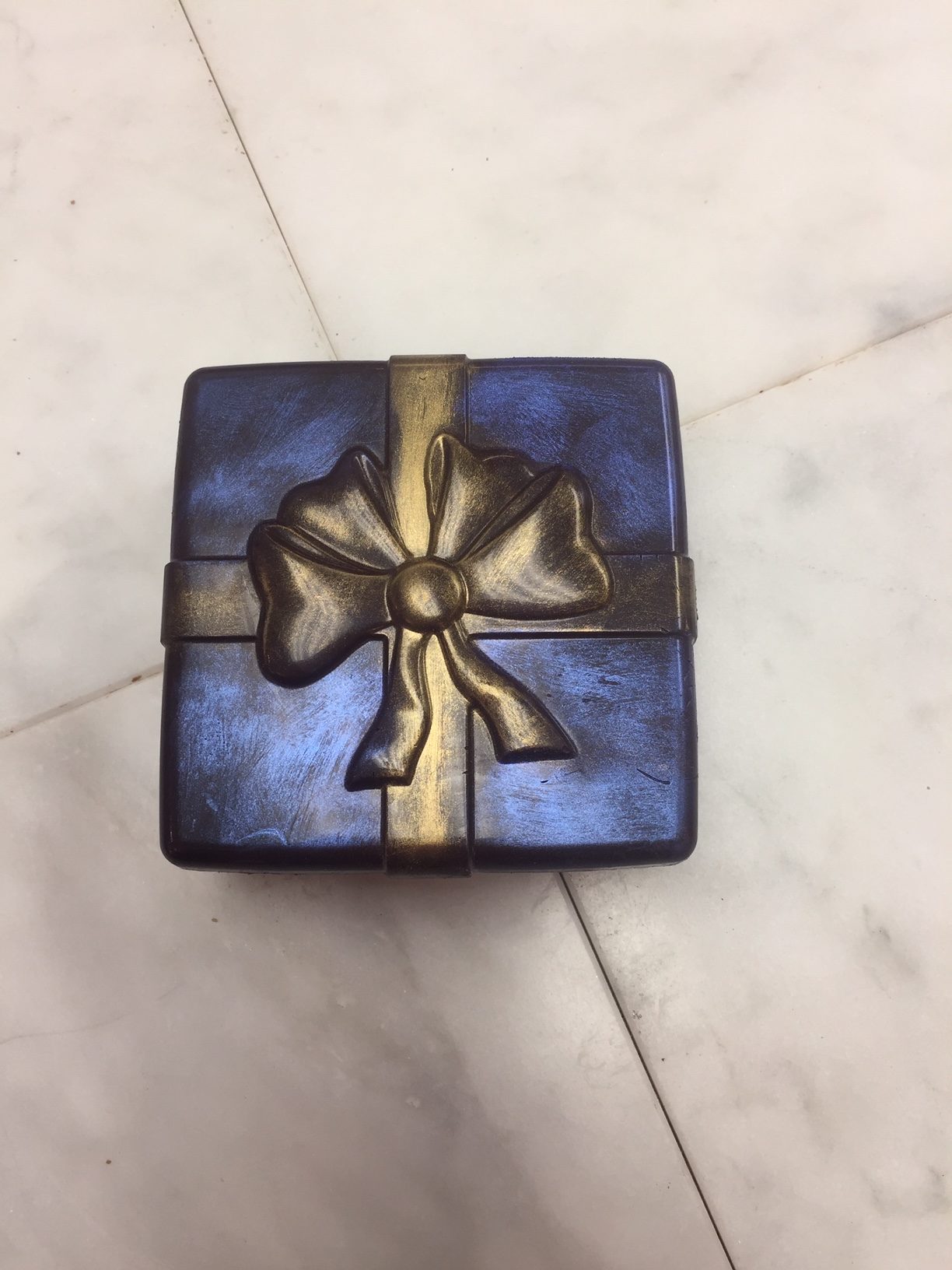 chocolate shape gift box